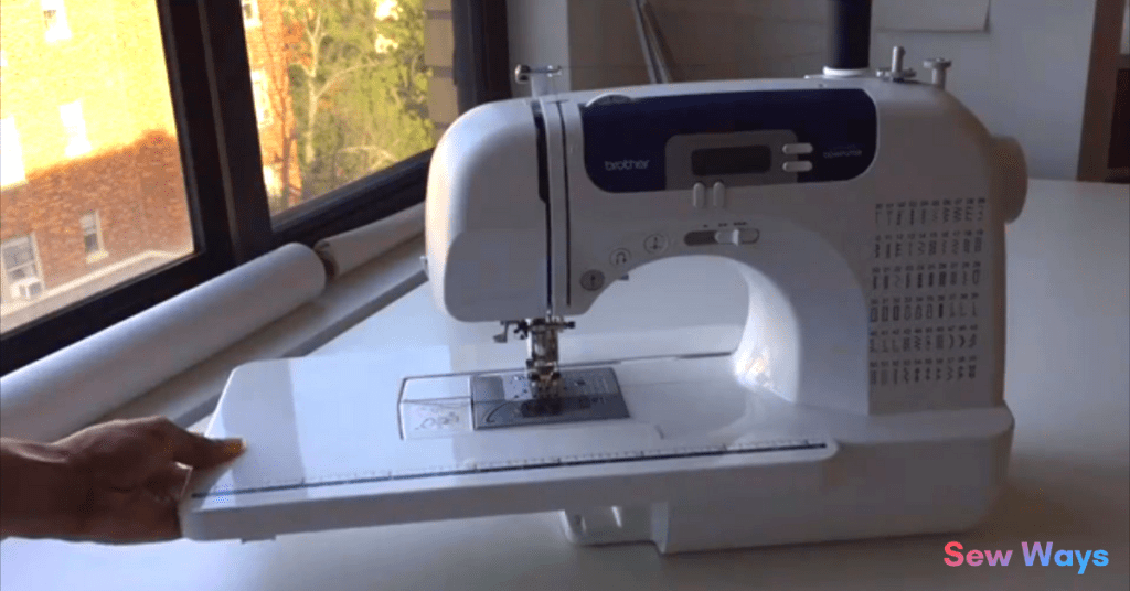 Table Size brother cs6000i machine